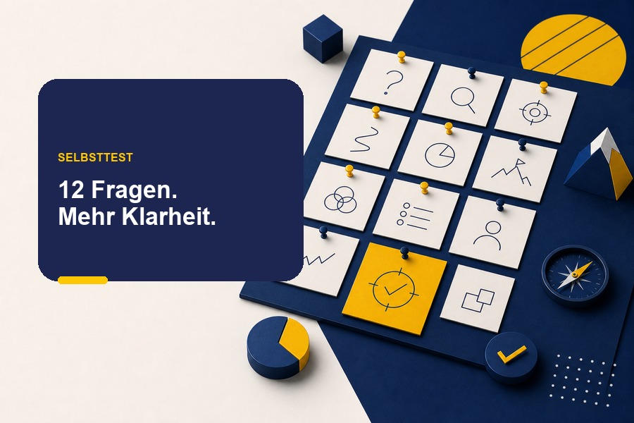 Titelbild zum Ratgeber „Positionierungsanalyse Selbsttest“ mit Checkliste, Lupe und Hinweis auf 12 Fragen zur Ausgangslage.